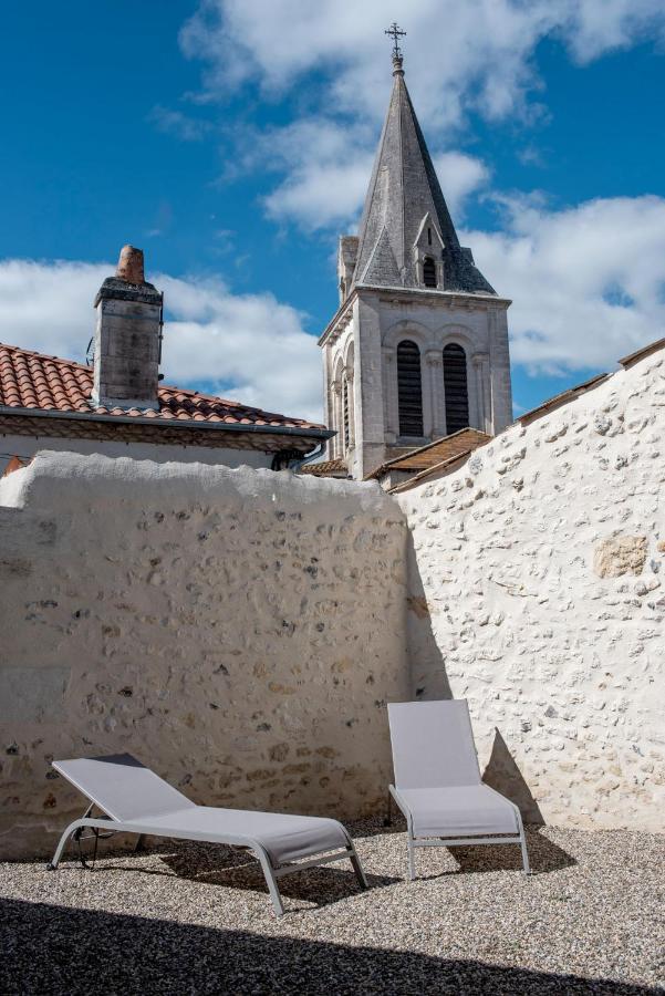 Au Coeur Du Village Bassillac Perigueux Buitenkant foto